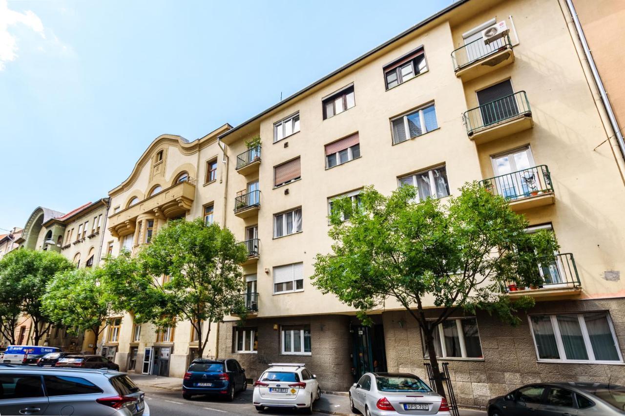 Stylish Homes Downtown Buda Budapest Exterior photo